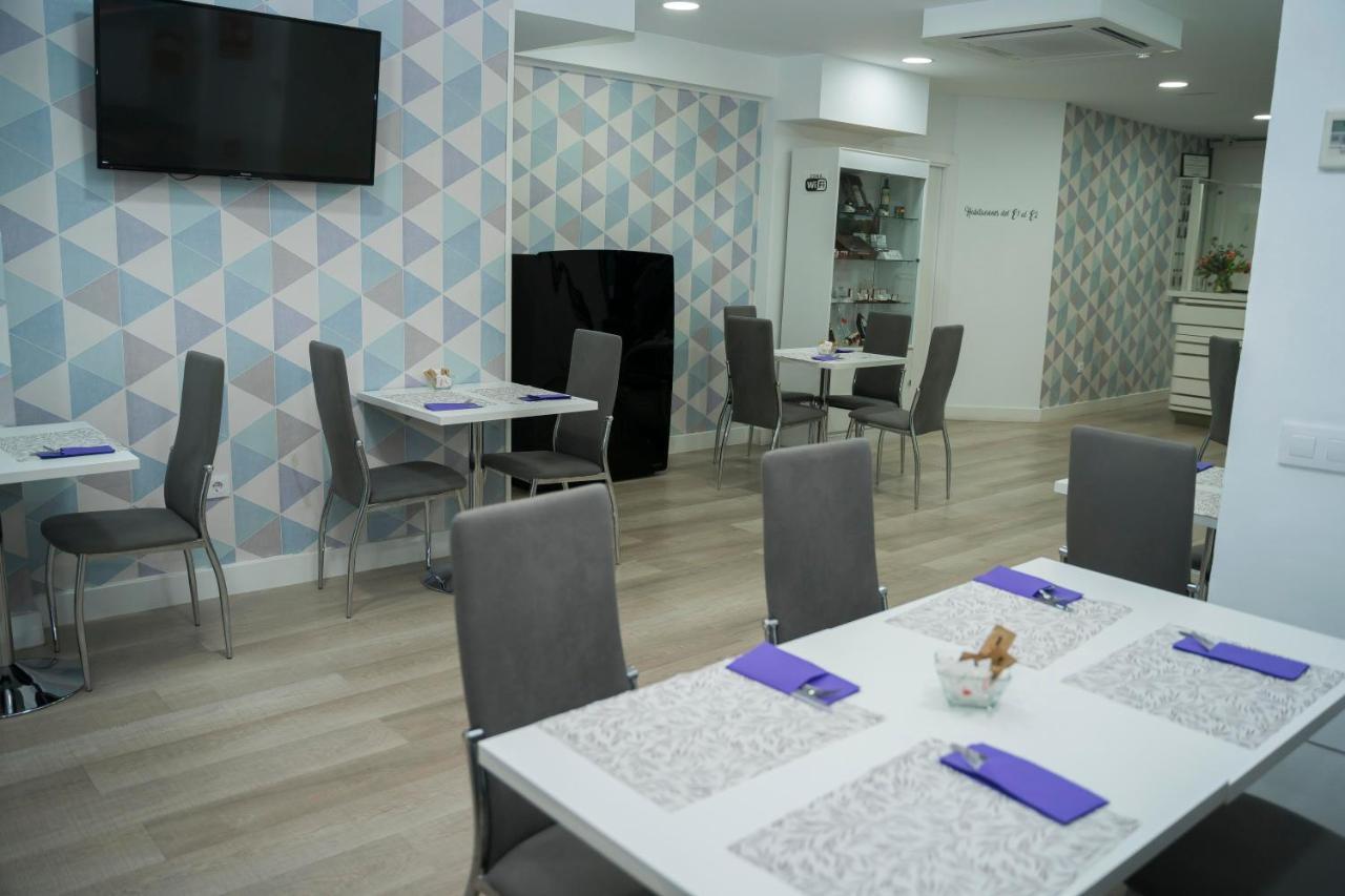 Hostal Goyesco Plaza Plasencia Esterno foto
