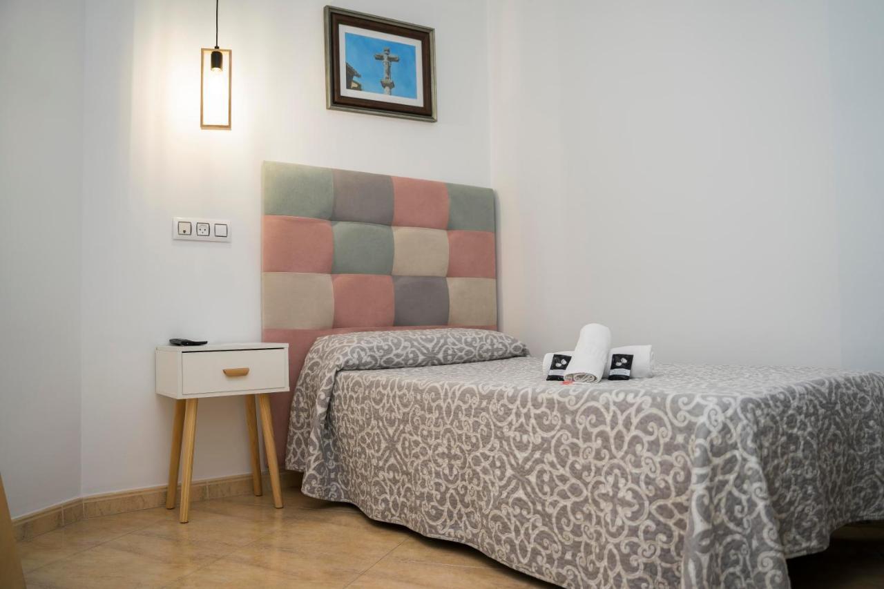 Hostal Goyesco Plaza Plasencia Esterno foto