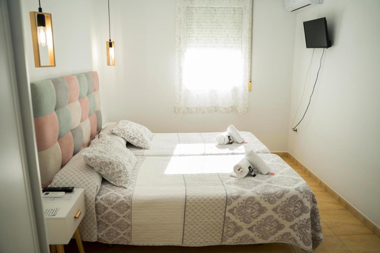 Hostal Goyesco Plaza Plasencia Esterno foto
