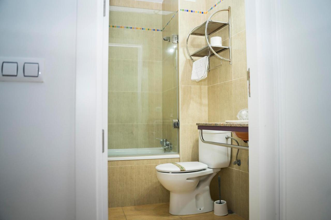 Hostal Goyesco Plaza Plasencia Esterno foto
