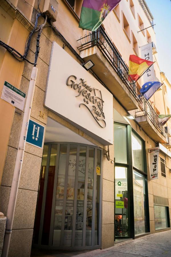 Hostal Goyesco Plaza Plasencia Esterno foto