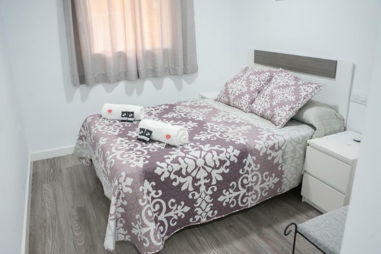 Hostal Goyesco Plaza Plasencia Esterno foto